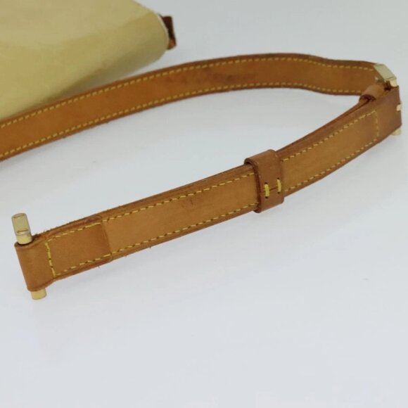 LOUIS VUITTON Monogram Vernis Thompson Street Bag Beige - Picture 7 of 16